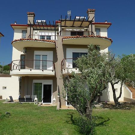 Excellent Villa วูร์วูรู ภายนอก รูปภาพ