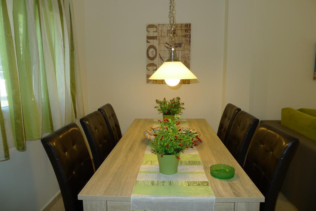 Excellent Villa วูร์วูรู ภายนอก รูปภาพ